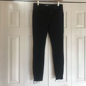 SAM EDELMAN, THE KITTEN RAW, ZIP ANKLE JEANS. Black. Waist 28/Rise 9/Inseam 27.